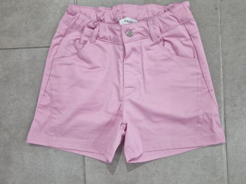 Short ragazza Gaudì